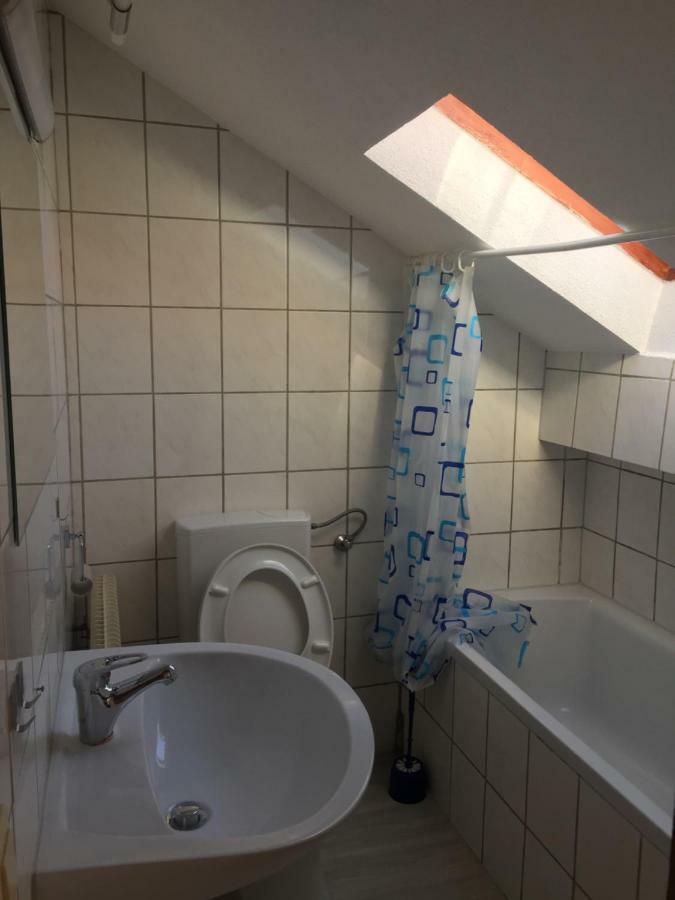 Gasthof Roessle Ochsenwang Bissingen an der Teck Esterno foto